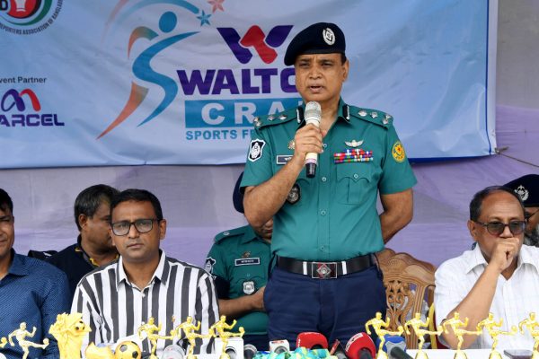 পুলিশের নজরদারিতে আছে শীর্ষ সন্ত্রাসীরা: ডিএমপি কমিশনার