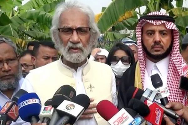 বাংলাদেশিদের ভিসা দেবে কি না তা ভারতের নিজস্ব ব্যাপার: উপদেষ্টা আরিফ