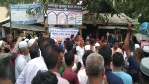 লাশ সামনে রেখে সংবাদ সম্মেলন